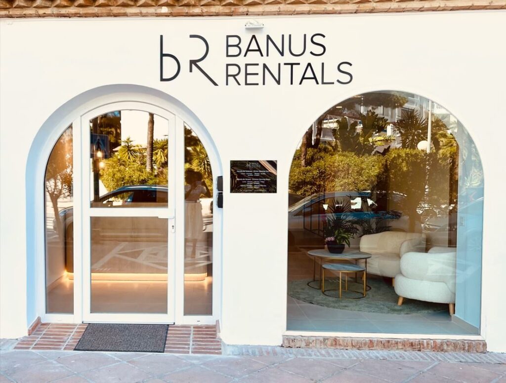 Escaparate del proyecto La simpleza de la arena · interiorismo en Marbella por Génesis Ramírez